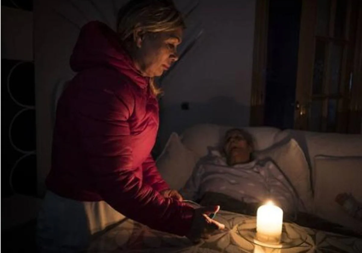 Más de 100.000 personas se quedaron sin luz ni calefacción