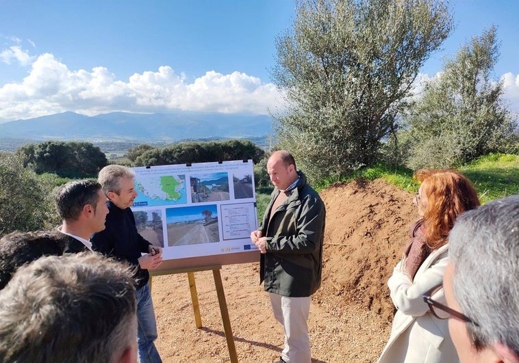 La Junta avanza en las obras de la ruta cicloturista Eurovelo 8 en Los Barrios