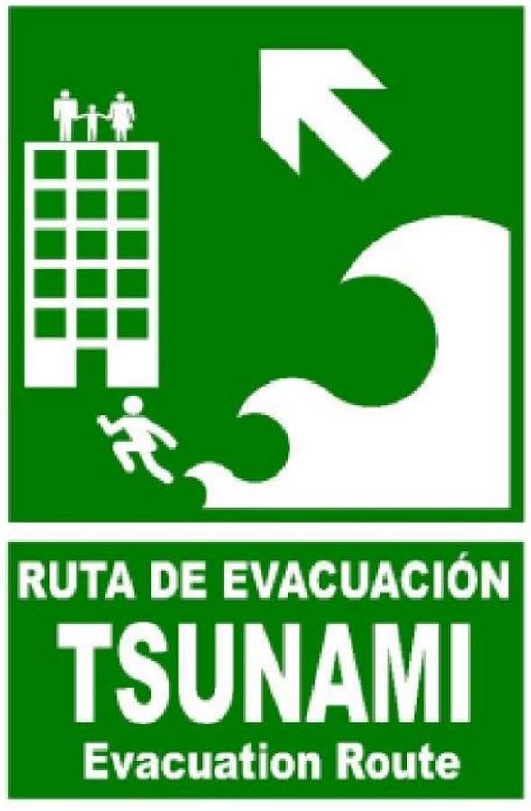 Imágenes: las señales de evacuación en caso de tsunami en Cádiz