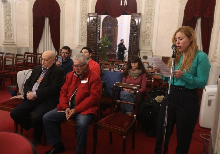 Unanimidad en el pleno de Cádiz para que la calle Dorotea pase a llamarse Raúl Calvo