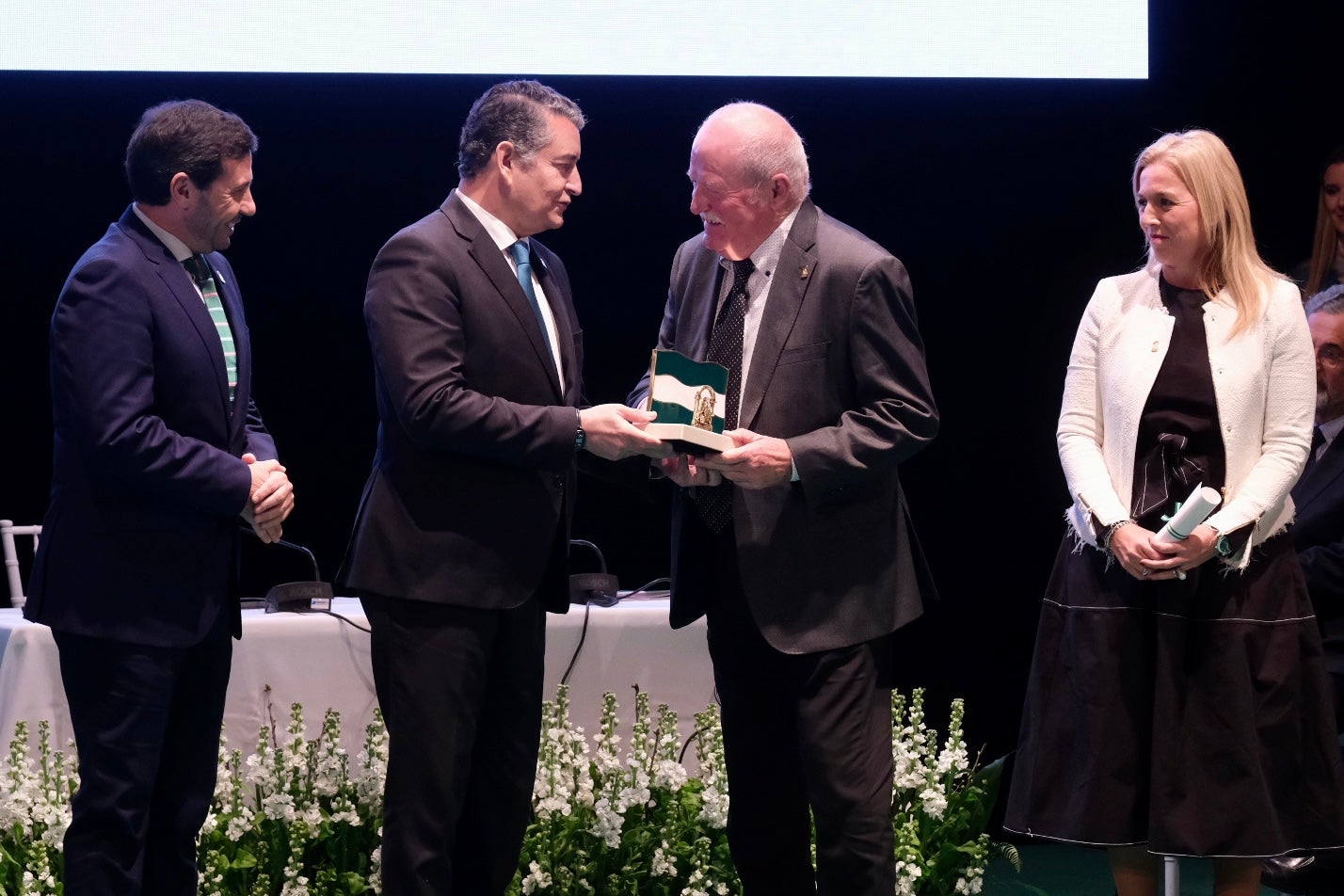 Fotos: Acto de entrega de las Banderas de Andalucía