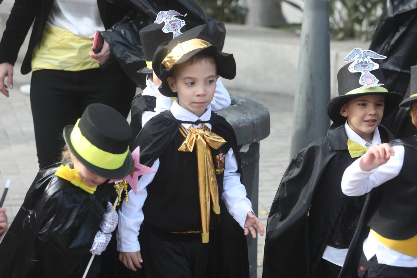 Las imágenes del &#039;Circo de emociones&#039; del Carnaval en el colegio Tierno Galván de Cádiz