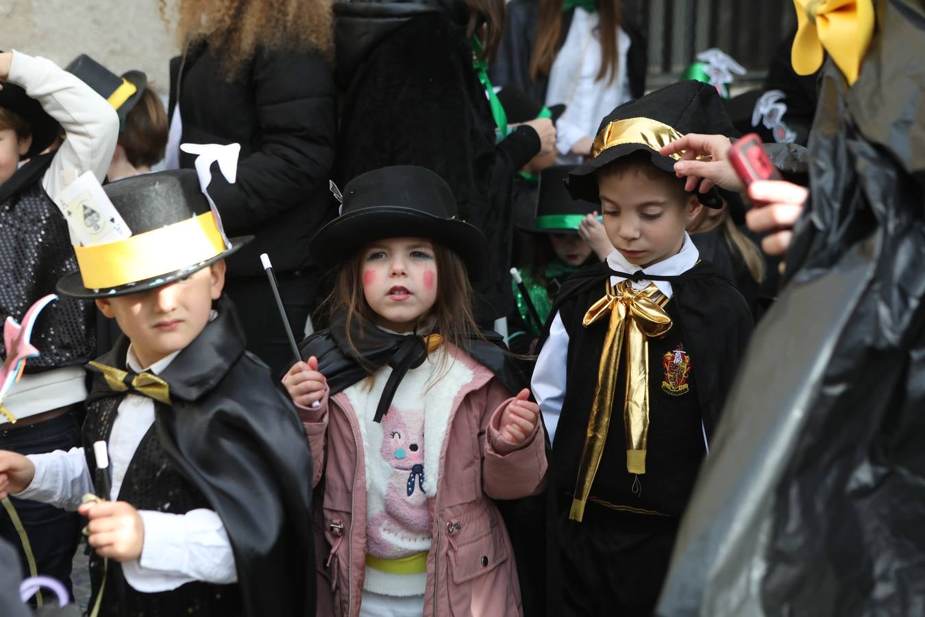 Las imágenes del &#039;Circo de emociones&#039; del Carnaval en el colegio Tierno Galván de Cádiz