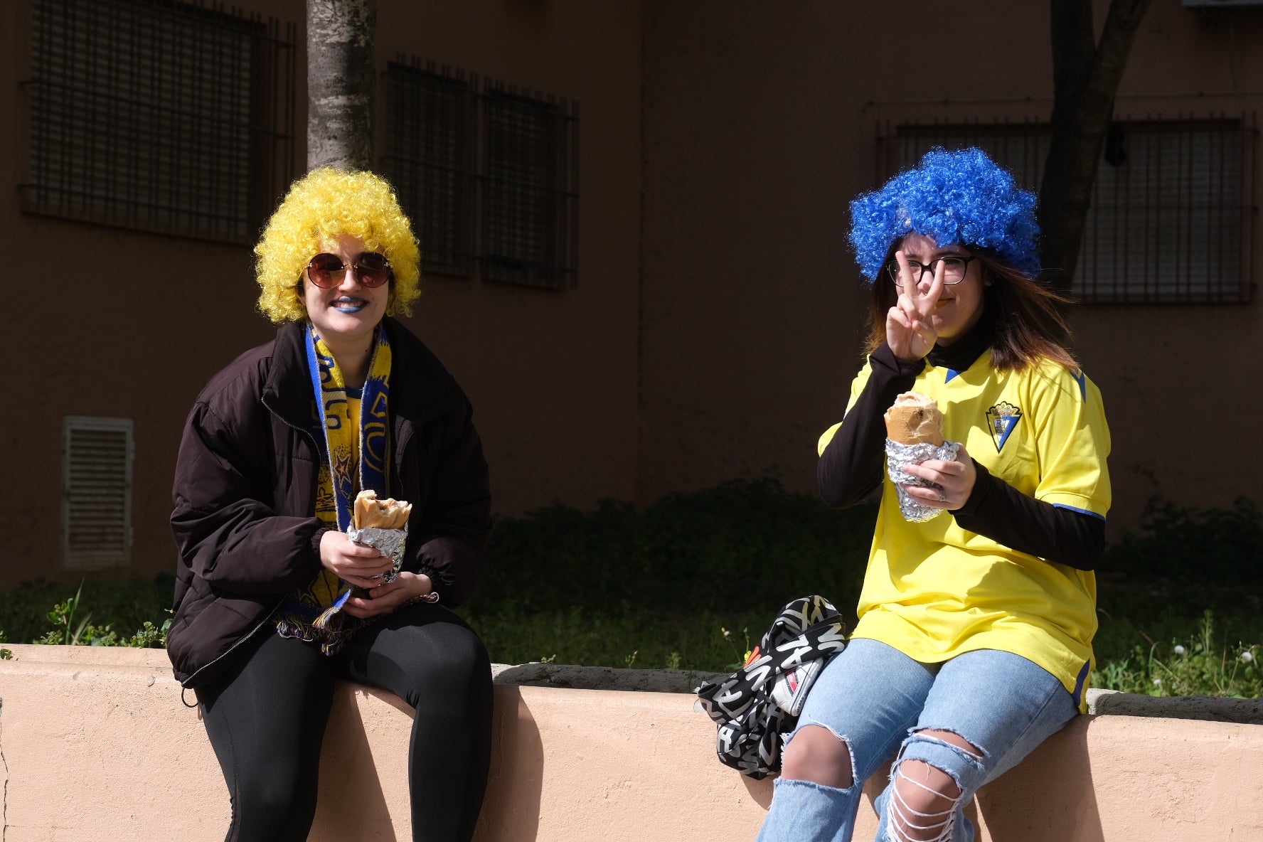 Búscate en los alrededores del estadio antes del partido Cádiz - Rayo