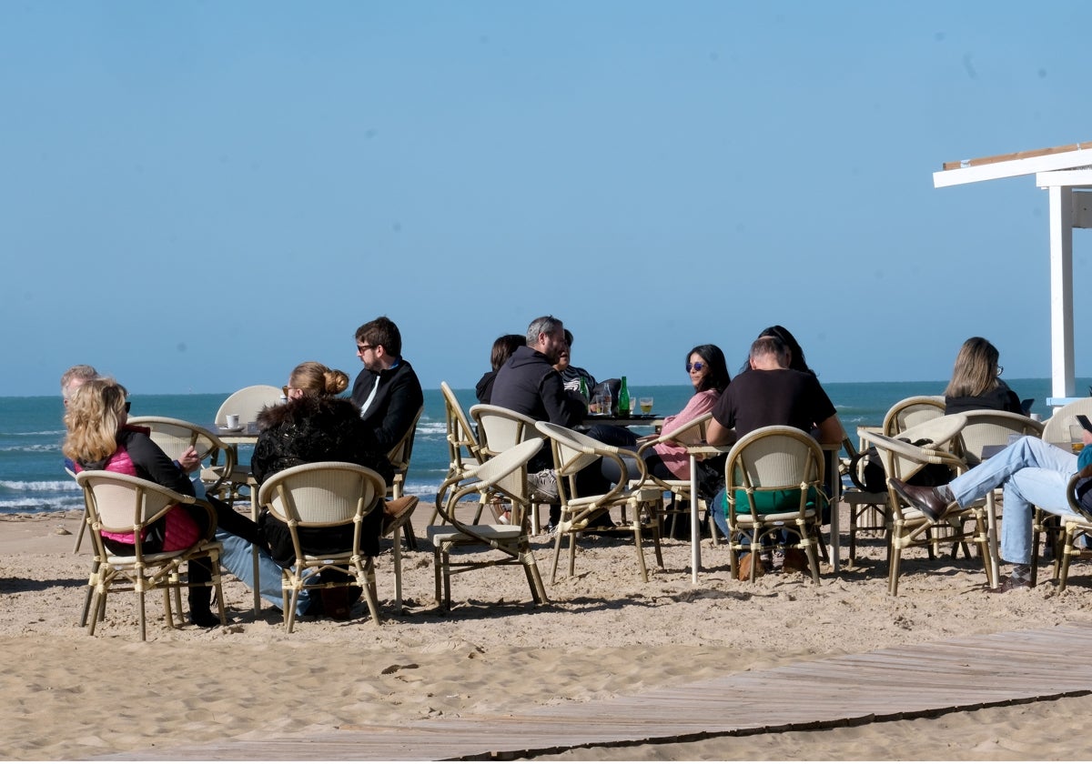 La temperatura en Cádiz fue la más alta de Andalucía.