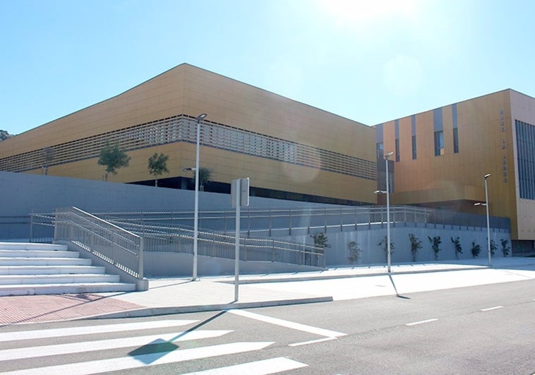 Seis heridos tras un choque entre dos vehículos en Tarifa