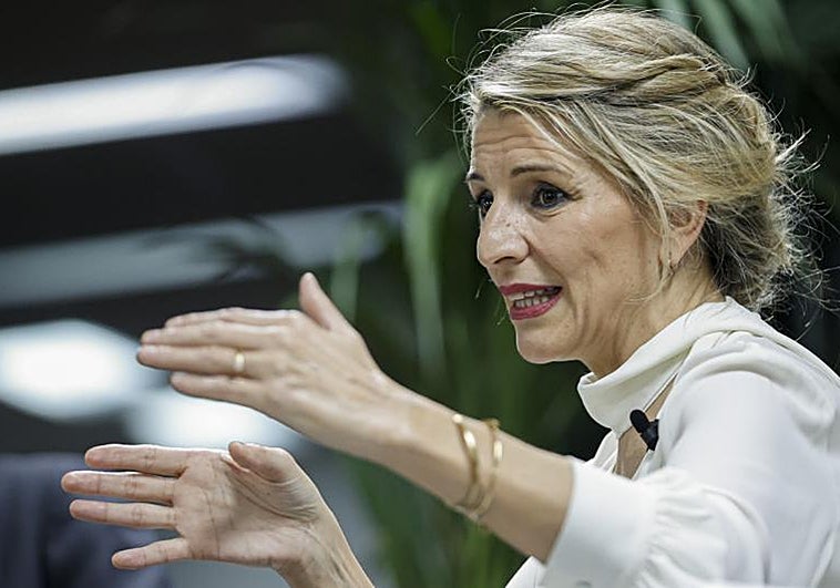 Kichi le pide a Yolanda Díaz que haga un hueco en su agenda en su visita a Cádiz para hablar del presente y futuro laboral de la Bahía