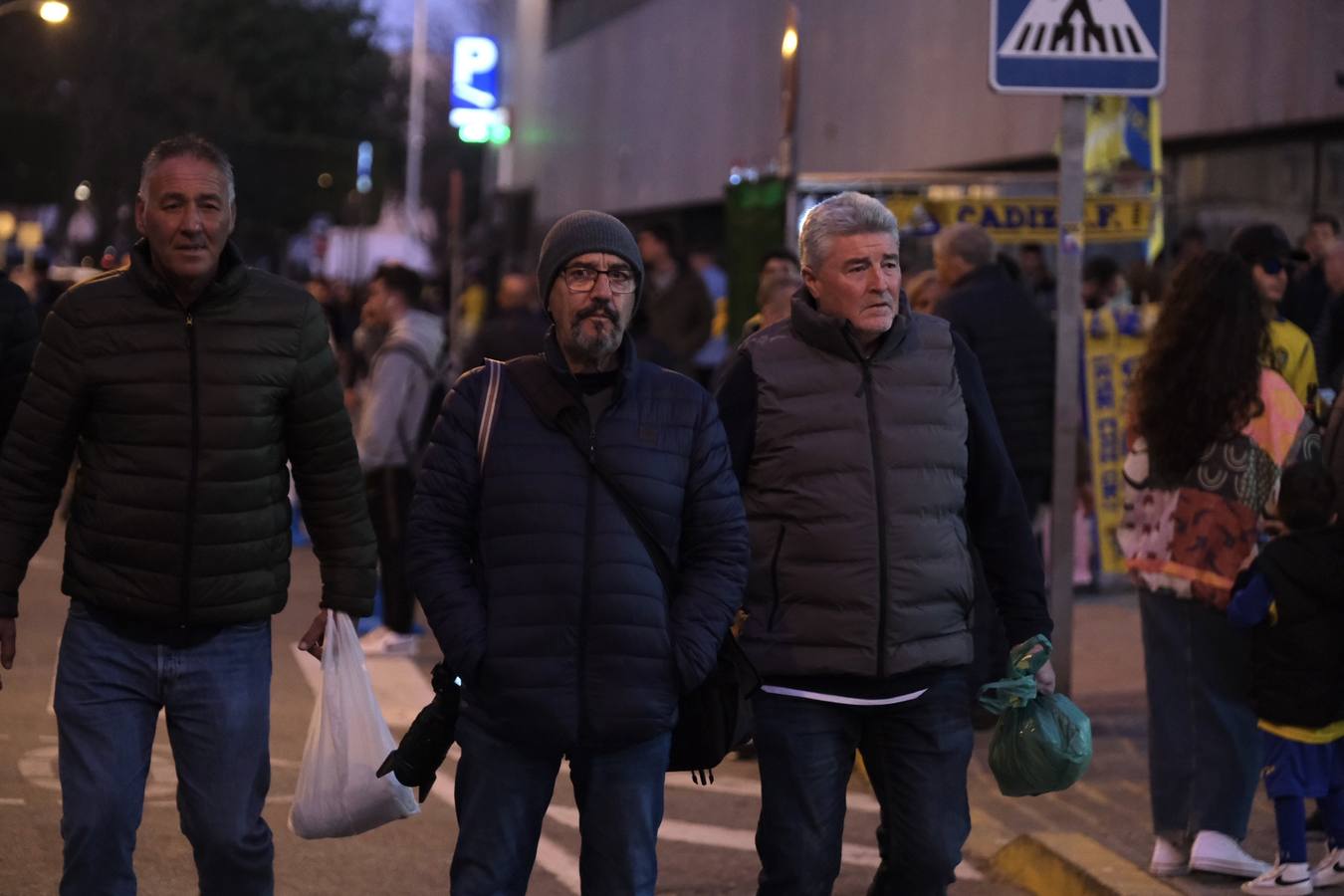 Búscate en la galería: ambiente en el partido Cádiz - Getafe