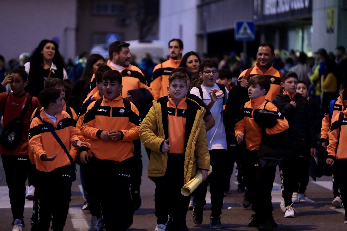 Búscate en la galería: ambiente en el partido Cádiz - Getafe