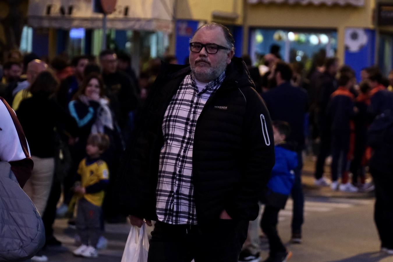 Búscate en la galería: ambiente en el partido Cádiz - Getafe