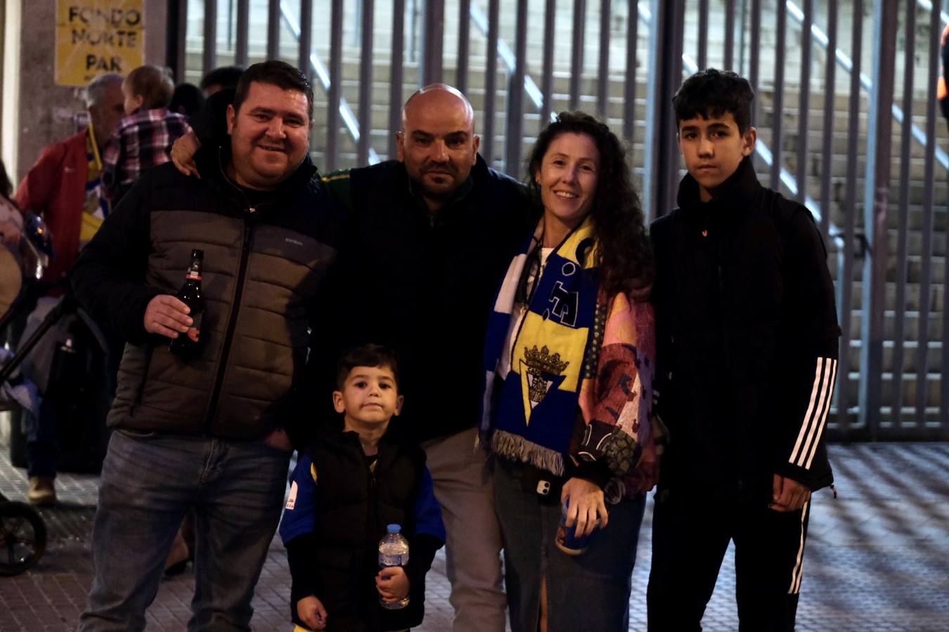 Búscate en la galería: ambiente en el partido Cádiz - Getafe