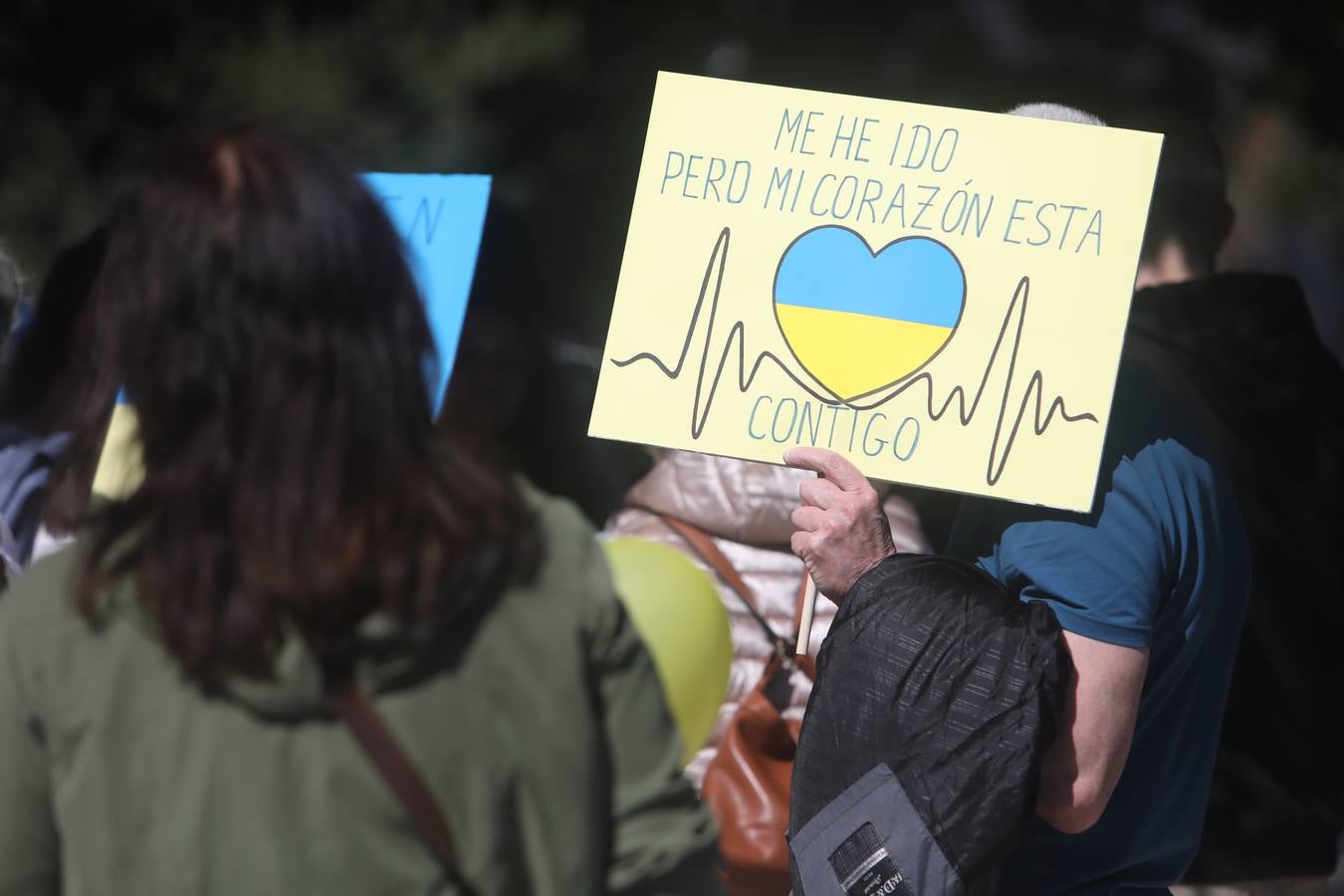 Fotos: La comunidad ucraniana en Cádiz pide de nuevo por la paz