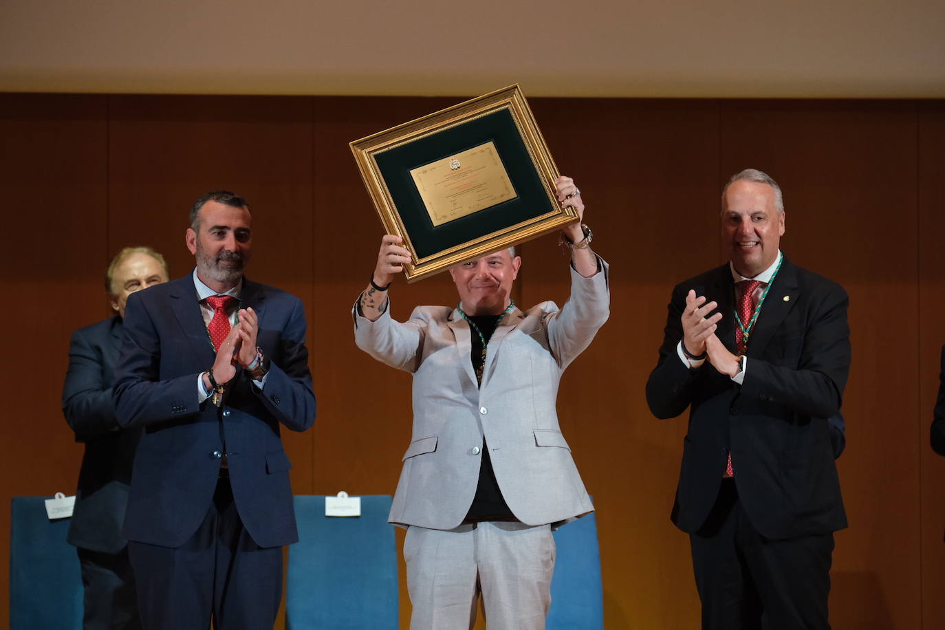 En imágenes: Alejandro Sanz y Lola Flores, Hijos Predilectos de Cádiz
