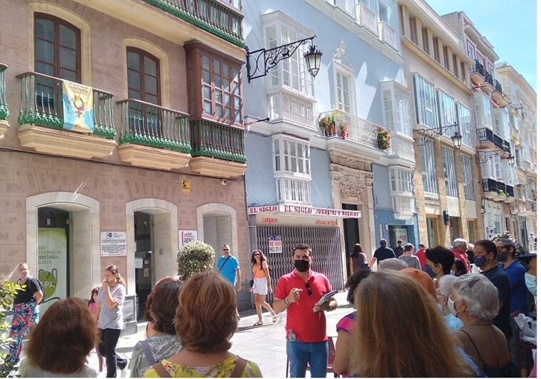 El Ayuntamiento y el Colegio de Periodistas organizan cinco rutas turísticas sobre el papel de la ciudad en la historia del periodismo internacional