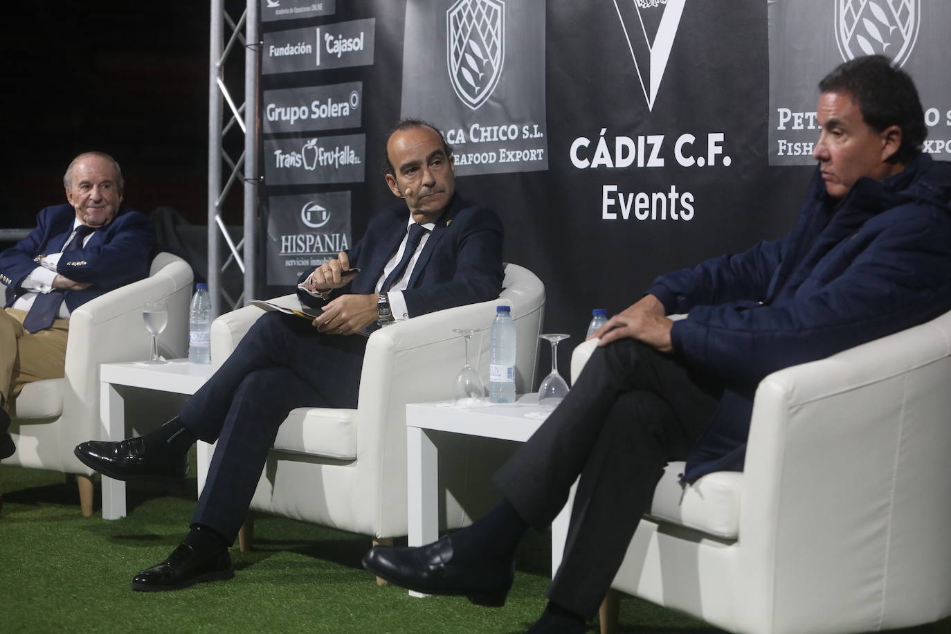 Fotos: José María García y José Ramón de la Morena cerraron el primer día de &#039;Hablamos de fútbol&#039;
