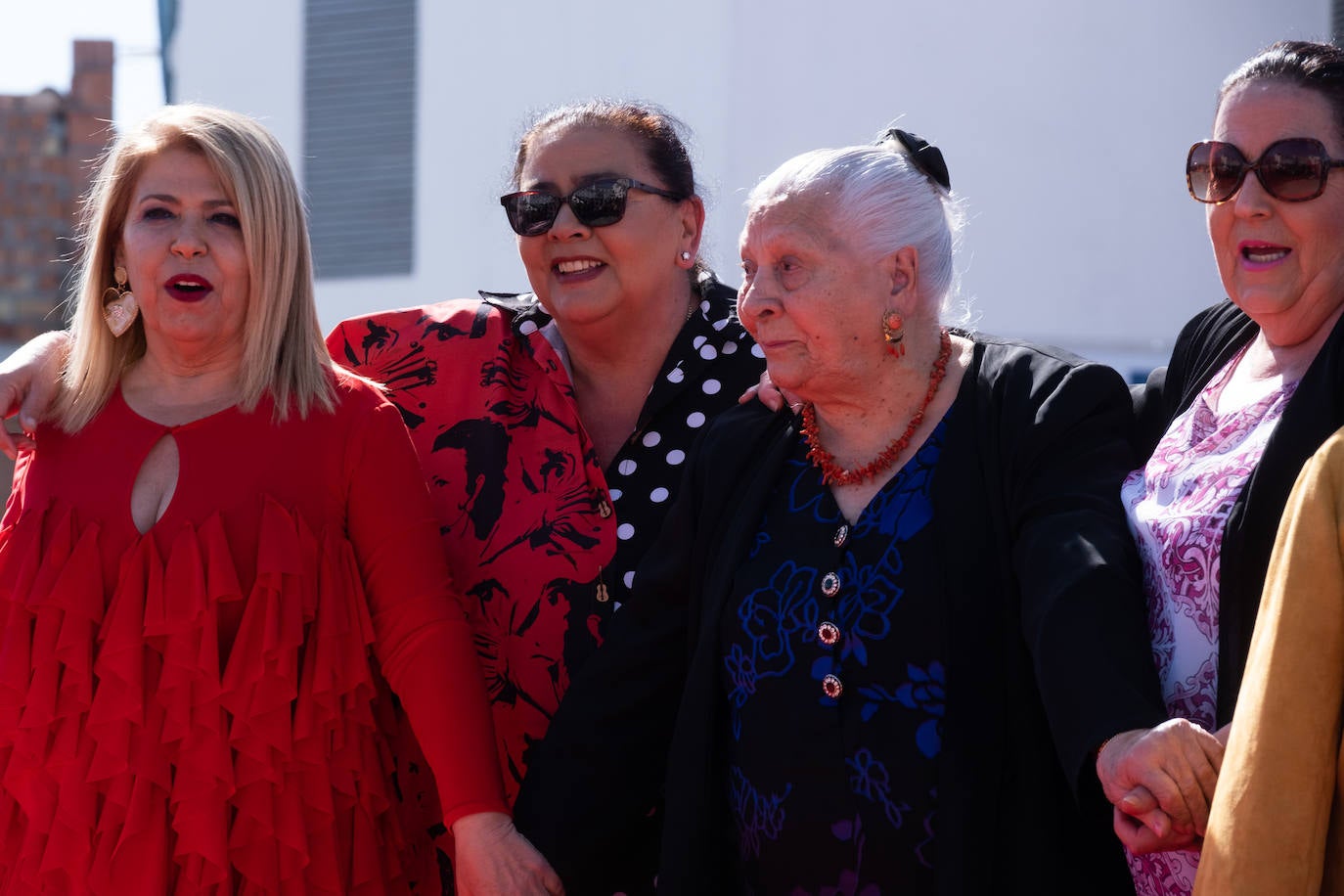 Fotos: La familia Flores inaugura el centro cultural en recuerdo de su madre Lola, &#039;La Faraona&#039;