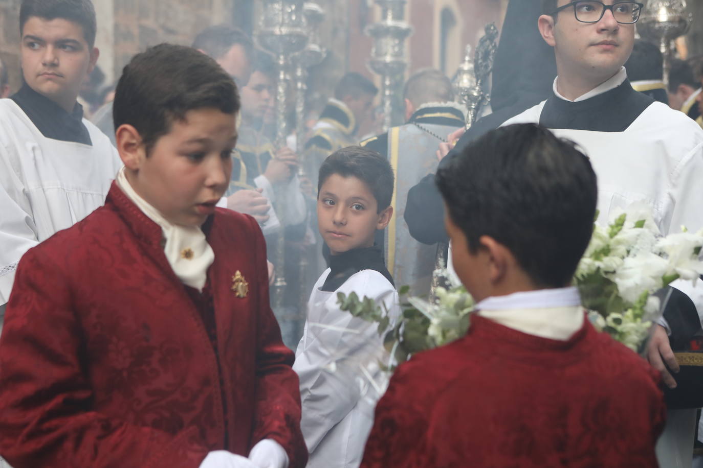 Fotos: Dolores de Servitas protagoniza la primera jornada de la Semana Santa en Cádiz