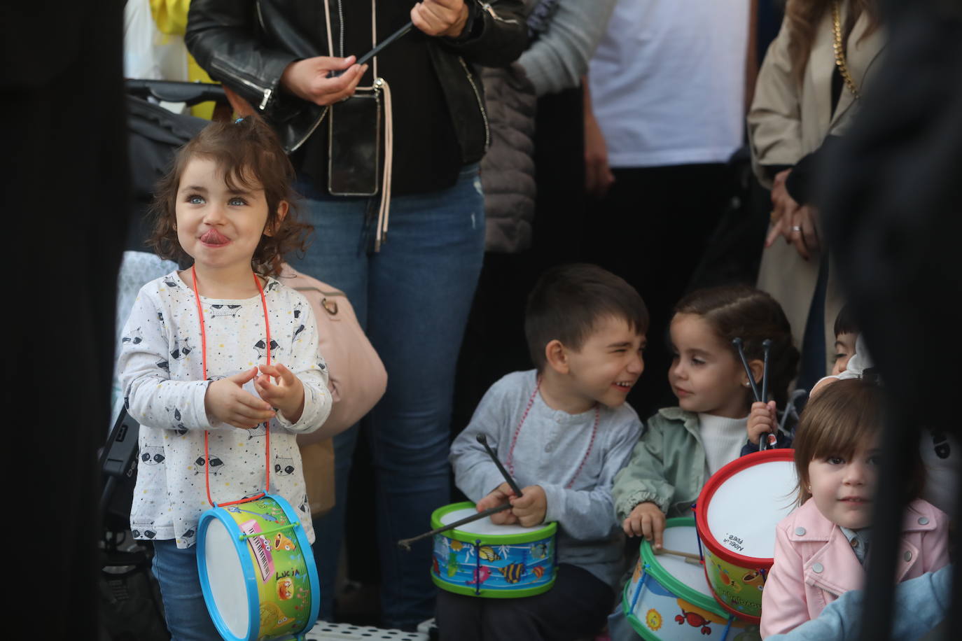 Fotos: Dolores de Servitas protagoniza la primera jornada de la Semana Santa en Cádiz
