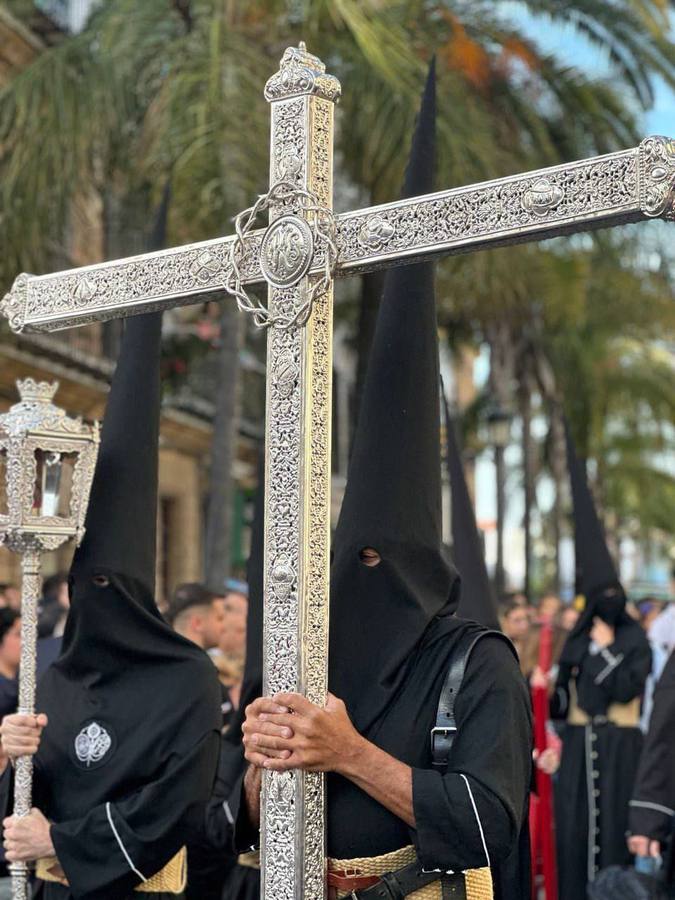 Fotos: Lunes Santo en El Puerto