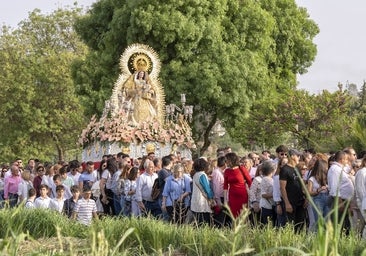 Los olvereños sacan a su Virgen de los Remedios para acabar con la sequía