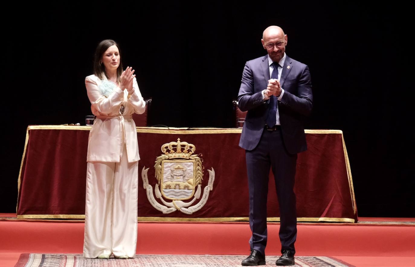 Fotos: Monchi recibe el Título de Hijo Predilecto de San Fernando