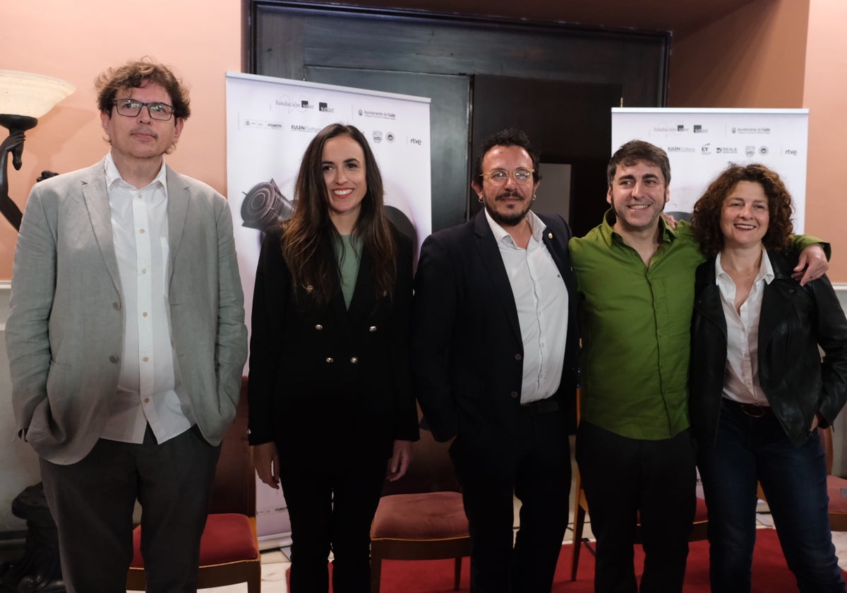 Presentación de los Premios Max en el Gran Teatro Falla