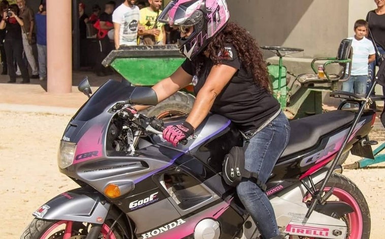 Imagen principal - «Mi madre llegó al paritorio en la Lambretta de mi cuñado… las motos me han marcado desde el nacimiento»