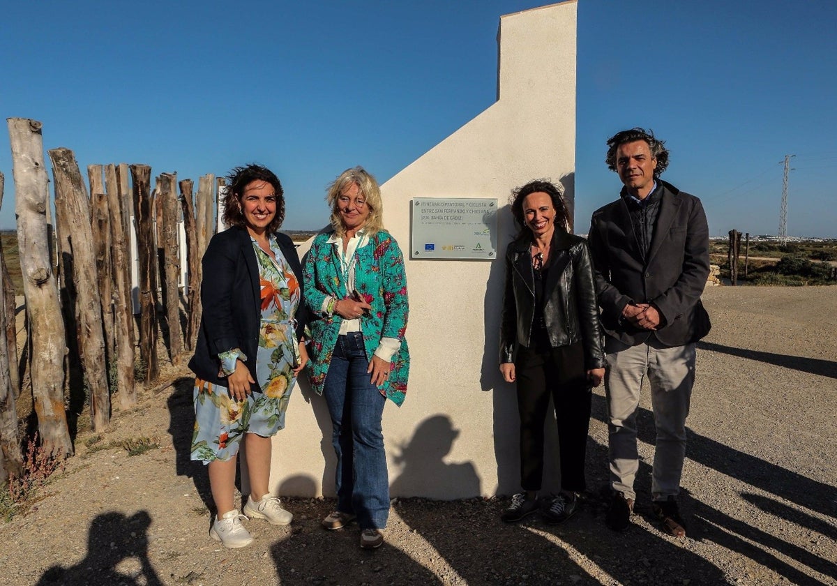 Rocío Díaz destaca el aliciente turístico del sendero ciclopeatonal del Eurovelo 8 entre San Fernando y Chiclana