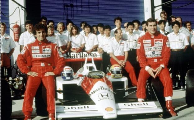 Ayrton Senna y Alain Prost con el equipo Honda / McLaren en el GP Tío Pepe de España en 1988. N.Koike