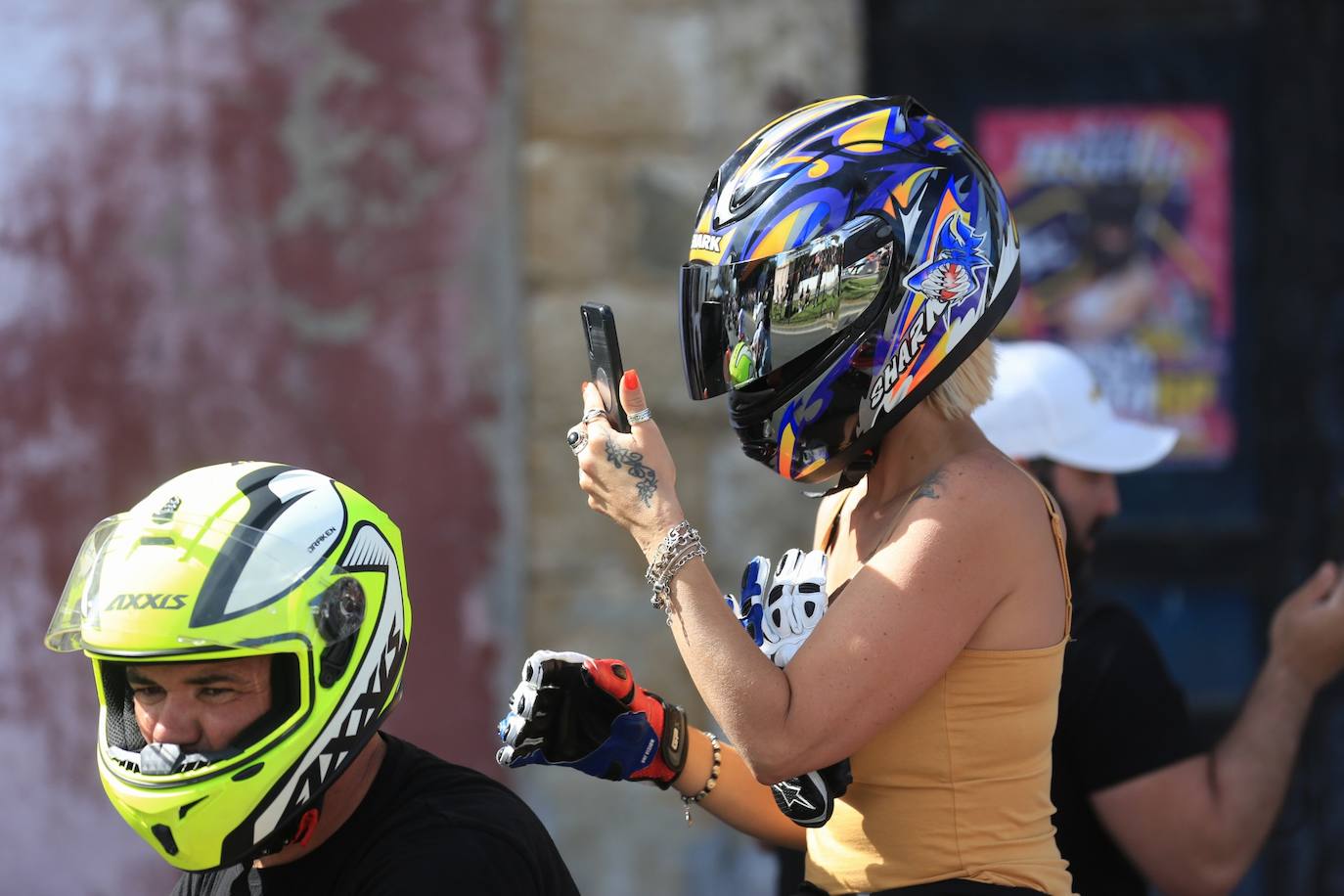 Fotos: Gran ambiente de aficionados en Jerez