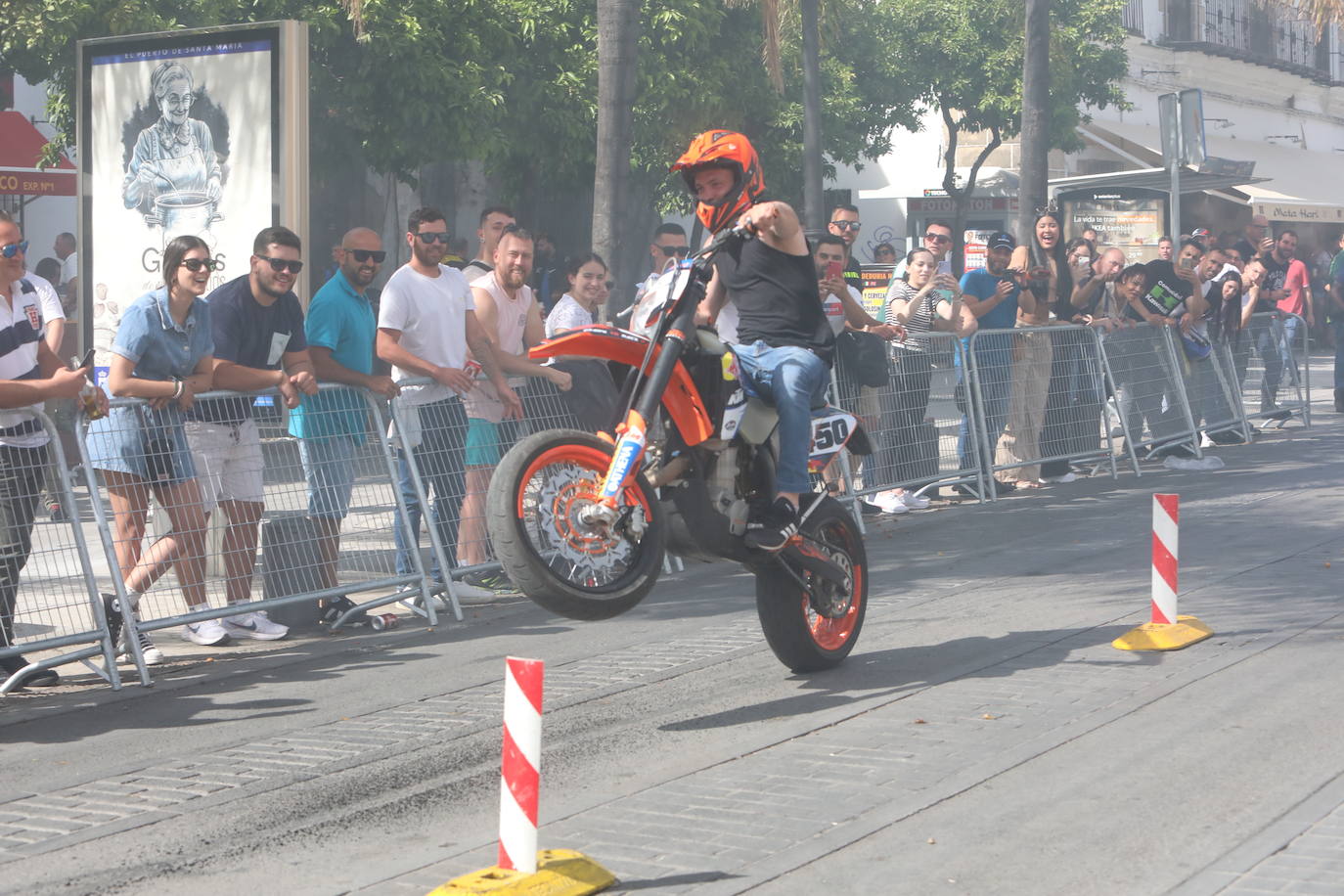 Fotos: Sábado de motos con gran ambiente en El Puerto