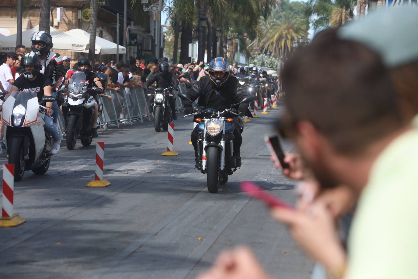 Fotos: Sábado de motos con gran ambiente en El Puerto