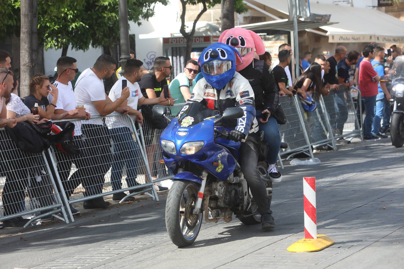 Fotos: Sábado de motos con gran ambiente en El Puerto