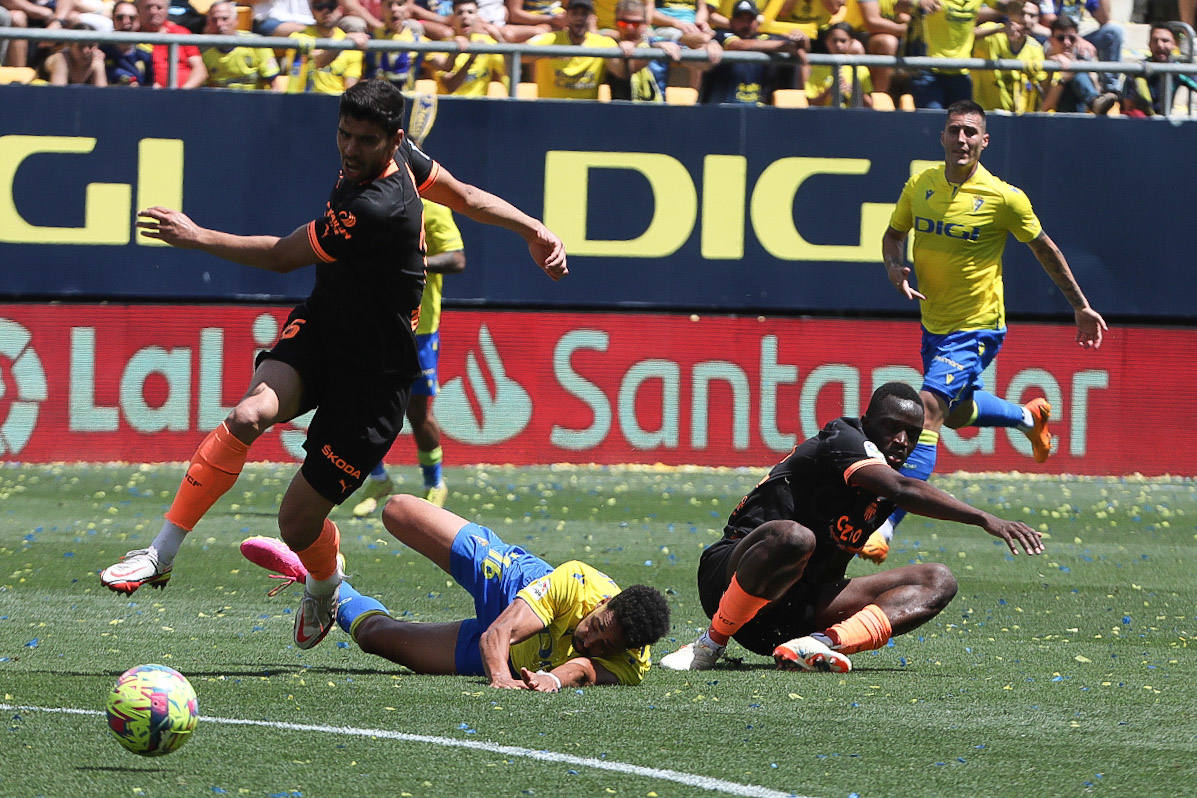 Fotos: El partido del Cádiz contra el Valencia