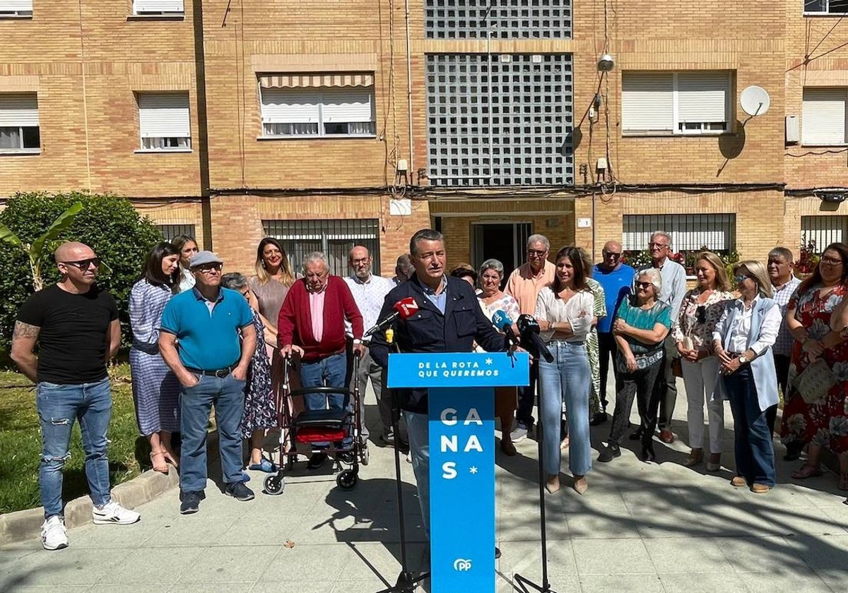 Acto de Antonio Sanz en Rota