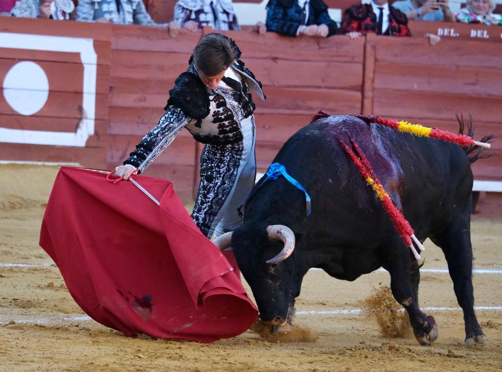 Fotos: Sábado de toros en Jerez con El Juli, Manzanares y Roca Rey