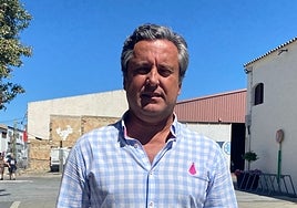 El número siete de la lista de VOX por Chiclana abandona el partido y pide el voto para José María Román