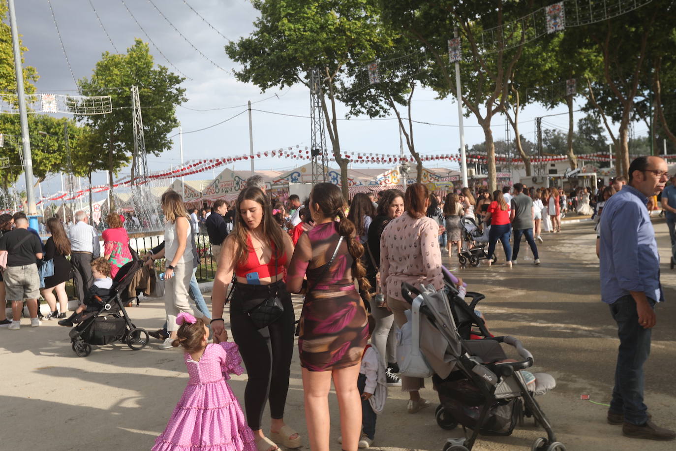 Fotos: El Puerto vive su primer día de Feria