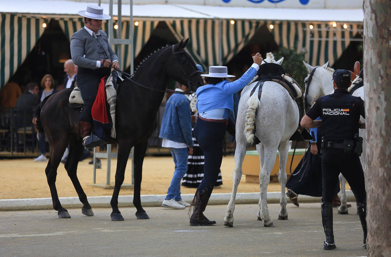 Fotos: Domingo en la Feria de El Puerto