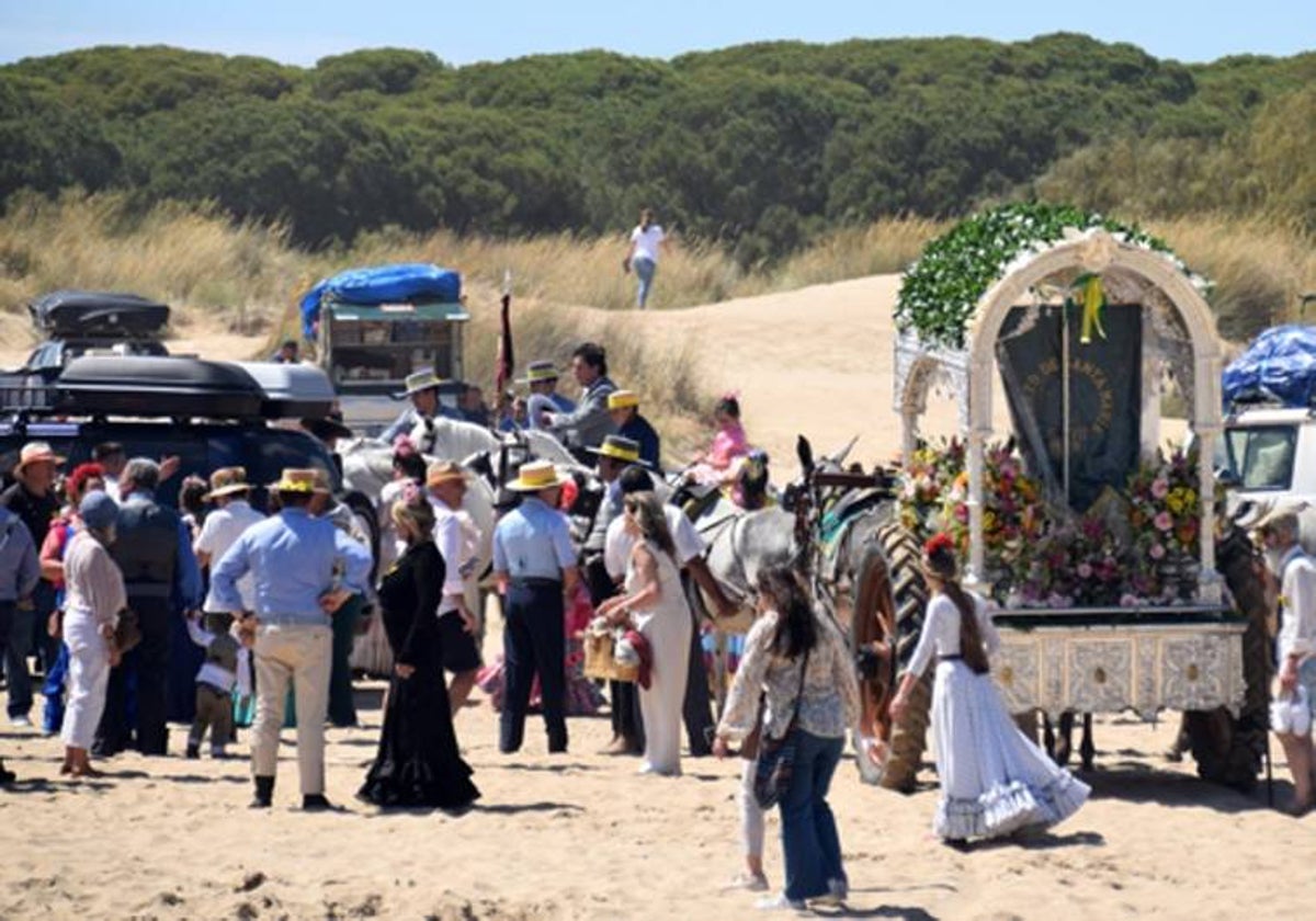 Hermandad a su paso por Doñana