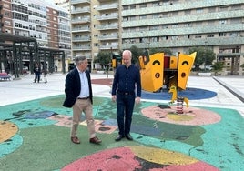 Óscar Torres (PSOE) instalará toldos retráctiles en los parques infantiles de Cádiz