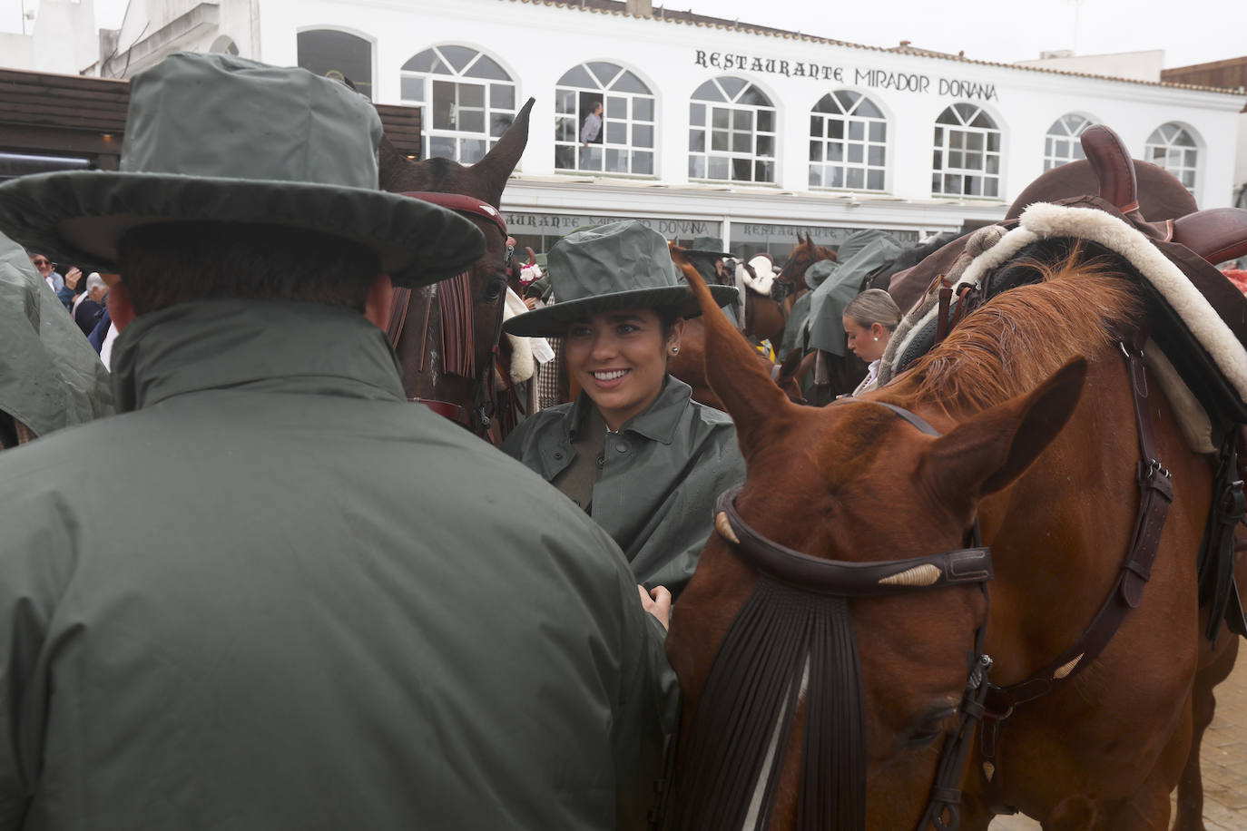 Fotos: Cádiz comienza la peregrinación a la aldea de El Rocío