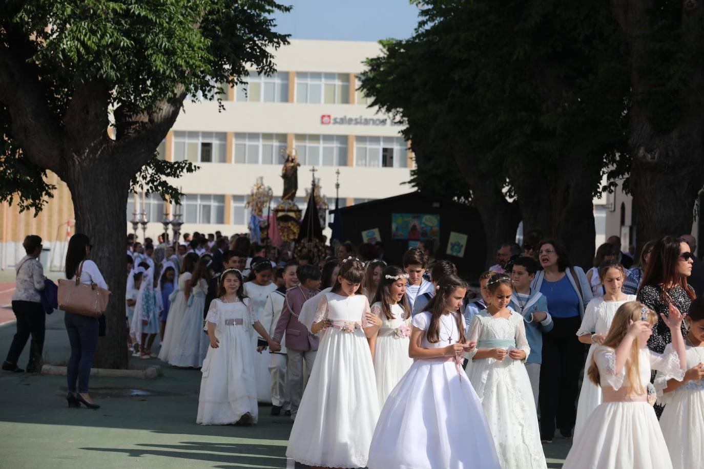 Fotos: Así ha sido la procesión de María Auxiliadora en Cádiz