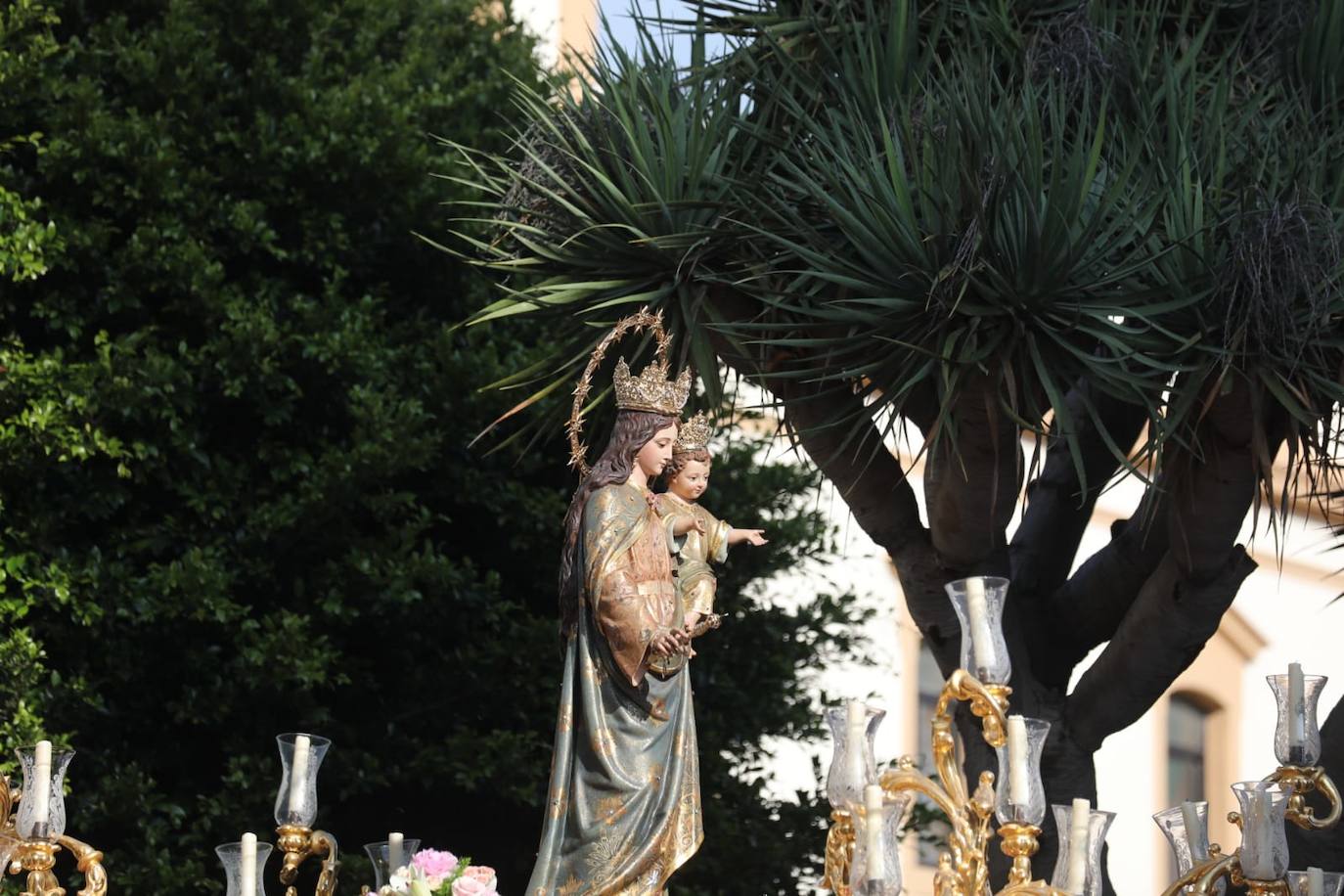 Fotos: Así ha sido la procesión de María Auxiliadora en Cádiz