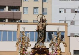 Salesianos Cádiz celebra la festividad de María Auxiliadora con su tradicional procesión