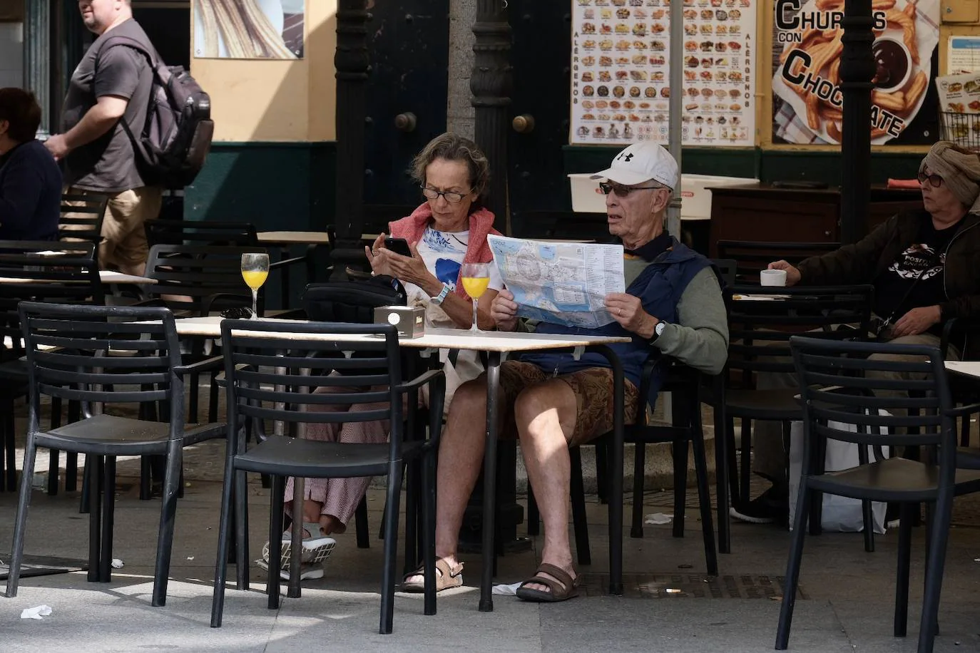 Fotos: Así vive Cádiz la jornada de reflexión