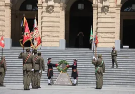 La jura de bandera civil cierra los actos por el Día de las Fuerzas Armadas en San Fernando