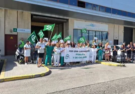 CSIF clama contra el deterioro y abandono de lavandería del Hospital Puerta del Mar por falta de inversiones