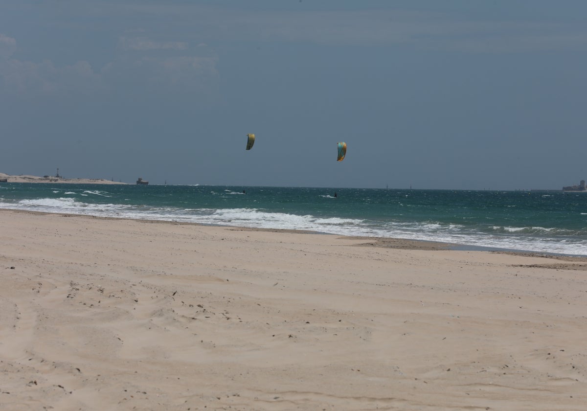 Imagen de la playa de Camposoto en San Fernando.