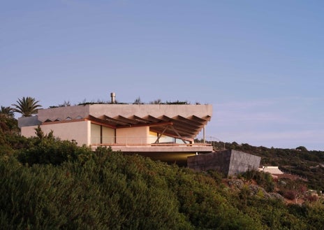 Imagen secundaria 1 - Una espectacular casa con vistas al mar en Tarifa, entre los mejores proyectos de la arquitectura española en 2023